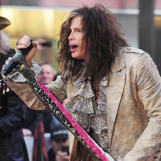 Steven Tyler, Aerosmith in Aerosmith Performing Live During The Today Show Concert Series