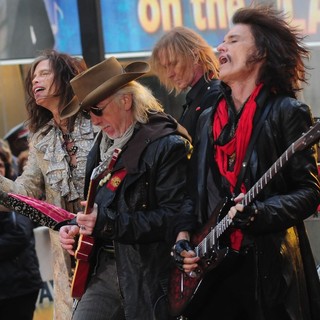 Steven Tyler, Brad Whitford, Tom Hamilton, Joe Perry, Aerosmith in Aerosmith Performing Live During The Today Show Concert Series