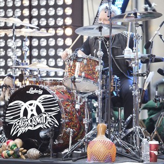 Joey Kramer, Aerosmith in Aerosmith Performing Live During The Today Show Concert Series