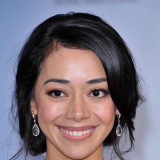 Aimee Garcia in 2011 NCLR ALMA Awards - Arrivals