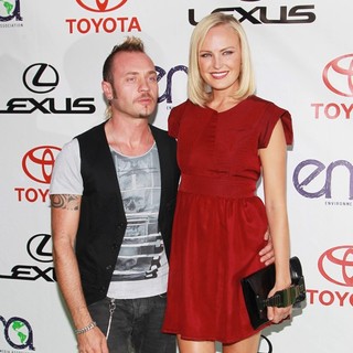 Malin Akerman in 2012 Environmental Media Awards - Arrivals - akerman-zincone-2012-environmental-media-awards-04