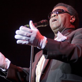 Al Green Performing at Manchester Evening News Arena