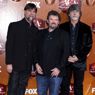 Alabama in 2011 American Country Awards - Arrivals