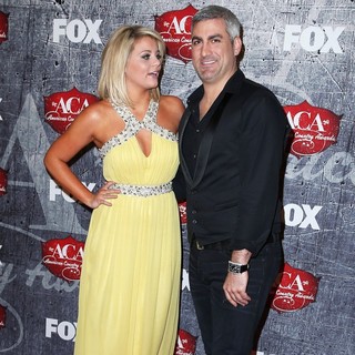 Lauren Alaina, Taylor Hicks in 2012 American Country Awards - Arrivals