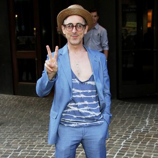 Alan Cumming in Special Screening of The Debt - Outside Arrivals - alan-cumming-screening-the-debt-02