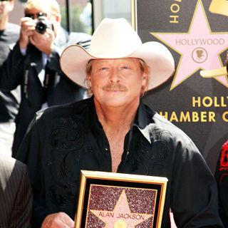 Alan Jackson in Alan Jackson is honoured with the 2405th star on the Hollywood Walk of Fame