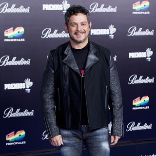 Alejandro Sanz in The 2013 40 Principales Awards - alejandro-sanz-40-principales-awards-2013-01