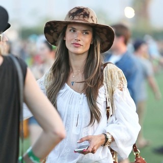 The 2013 Coachella Valley Music and Arts Festival - Week 1 Day 1