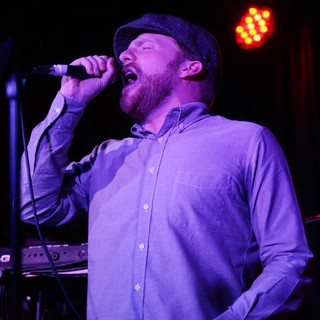 Alex Clare Performs Live at The Lexington