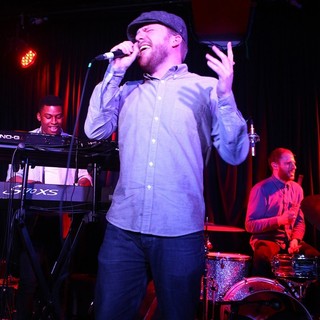 Alex Clare Performs Live at The Lexington