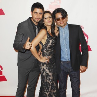 Alex, Jorge y Lena in 2011 Latin Recording Academy Person of The Year Tribute to Shakira