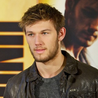 Alex Pettyfer in The Madrid Photocall for I Am Number Four - alex-pettyfer-madrid-photocall-i-am-number-four-01