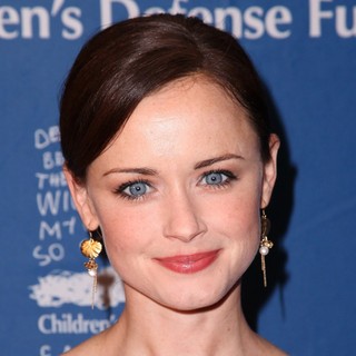 The Children's Defense Fund's 22nd Annual Beat The Odds Awards - Arrivals