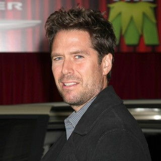 Alexis Denisof in The Premiere of Walt Disney Pictures' The Muppets - Arrivals