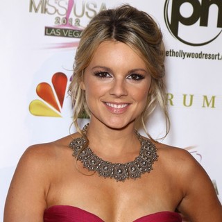 Ali Fedotowsky in 2012 Miss USA Pageant - Red Carpet