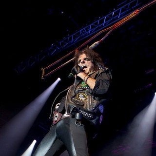 Alice Cooper in Alice Cooper Performing Live