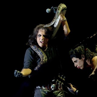 Alice Cooper in Alice Cooper Performing Live