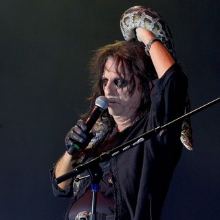 Alice Cooper in Alice Cooper Performing Live