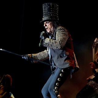 Alice Cooper in Alice Cooper Performing Live