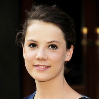Alice St. Clair in Special Screening of The Debt - Outside Arrivals