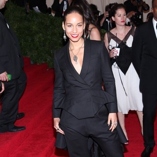 Alicia Keys in Schiaparelli and Prada Impossible Conversations Costume Institute Gala