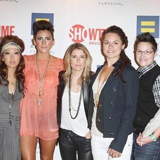 Sajdah Golde, Francine Beppu, Romi Klinger, Claire Moseley, Whitney Mixter, Cori Boccumini, Kacy Boccumini in Premiere of Showtime New Reality Series The Real L Word