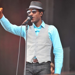 Aloe Blacc in V Festival - Day Two