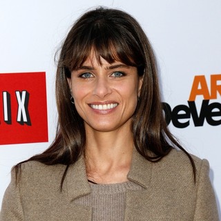 Amanda Peet in Netflix's Los Angeles Premiere of Season 4 of Arrested Development - amanda-peet-premiere-arrested-development-season-4-01