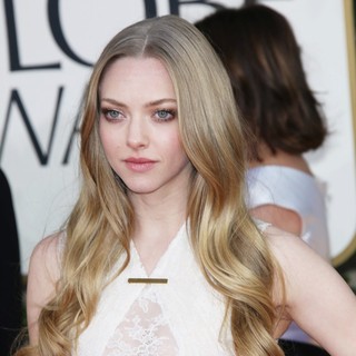 Amanda Seyfried in 70th Annual Golden Globe Awards - Arrivals