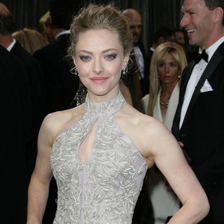Amanda Seyfried in The 85th Annual Oscars - Red Carpet Arrivals