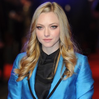Amanda Seyfried in In Time UK Film Premiere - Arrivals