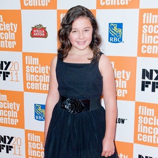 Amara Miller in The 49th Annual New York Film Festival Premiere of The Descendants - Red Carpet Arrivals