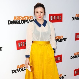 Amber Tamblyn in Netflix's Los Angeles Premiere of Season 4 of Arrested Development - amber-tamblyn-premiere-arrested-development-season-4-06