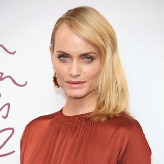 Amber Valletta in The British Fashion Awards 2012 - Arrivals - amber-valletta-british-fashion-awards-2012-03