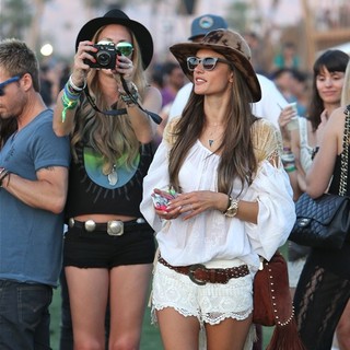 Candice Swanepoel in The 2013 Coachella Valley Music and Arts Festival - Week 1 Day 1 - ambrosio-swanepoel-2013-coachella-valley-music-and-arts-festival-04