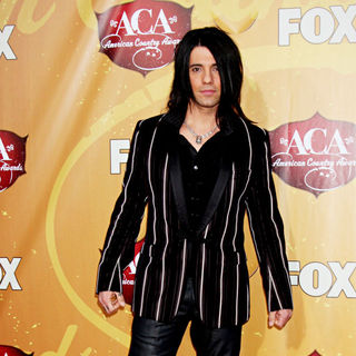 Criss Angel in The 2010 American Country Awards - Arrivals - american_country_awards_01_wenn3131752