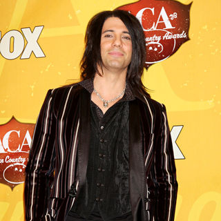 Criss Angel in The 2010 American Country Awards - Press Room - american_country_awards_03_wenn3130993