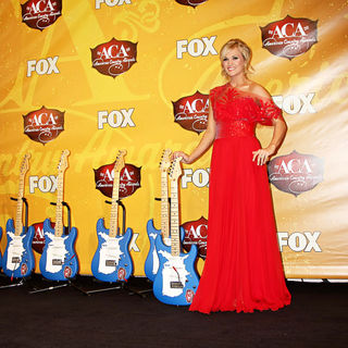 Carrie Underwood in The 2010 American Country Awards - Press Room