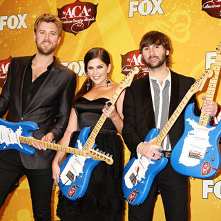 Lady Antebellum in The 2010 American Country Awards - Press Room