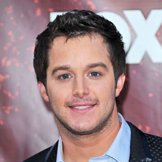 Easton Corbin in The 2010 American Country Awards - Arrivals