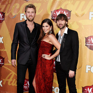 Lady Antebellum in The 2010 American Country Awards - Arrivals