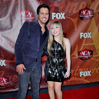 Luke Bryan in The 2010 American Country Awards - Arrivals - american_country_awards_33_wenn3131110