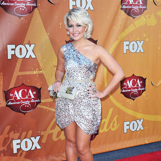 Meghan Linsey, Steel Magnolia in The 2010 American Country Awards - Arrivals