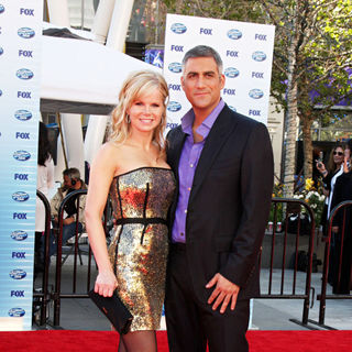 Crystal Hunt, Taylor Hicks in The American Idol Season 9 Finale - Arrivals