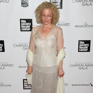 Amy Irving