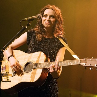 Amy Macdonald in Amy MacDonald Performs Live