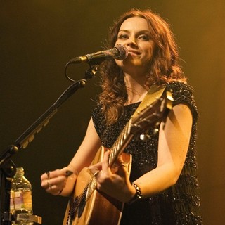Amy MacDonald Performs Live