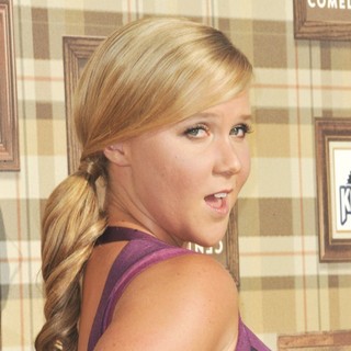 Amy Schumer in Comedy Central Roast of Roseanne Barr
