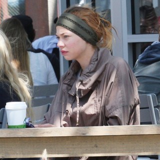 Analeigh Tipton in Analeigh Tipton at Starbucks in West Hollywood