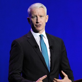 Anderson Cooper in Anderson Cooper Speaking at Hard Rock Live!